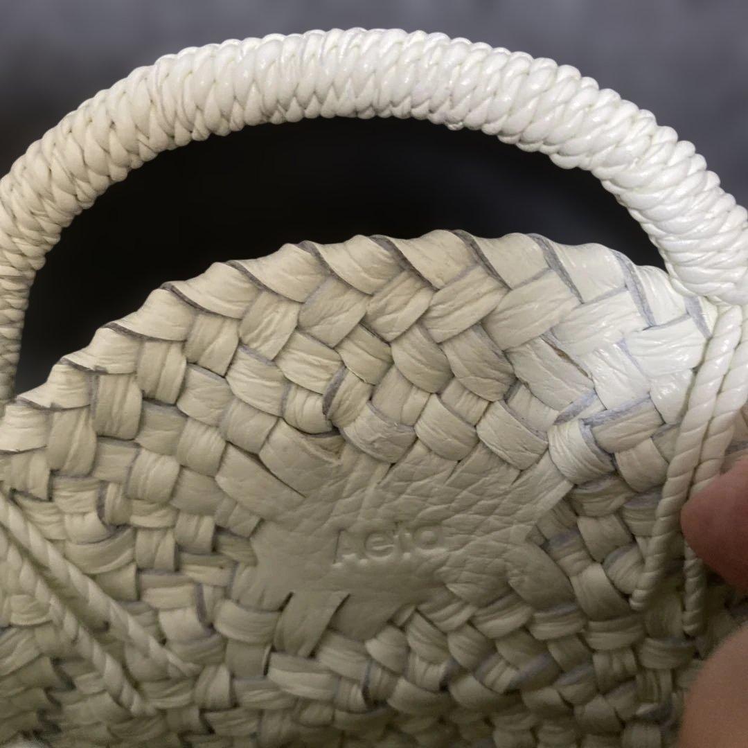 もんさまAeta レザーバスケットサークルショルダーバッグS ホワイト　2way