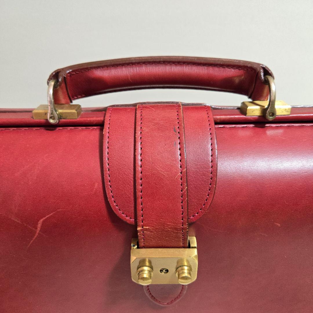 ダレスバッグ　赤　ボルドー　ワインレッド　深紅　ミニ　ドクターバッグ