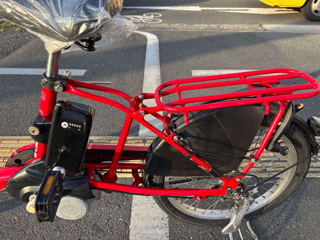 中古20㌅Panasonic電動アシスト自転車　8Ah 大阪　037番