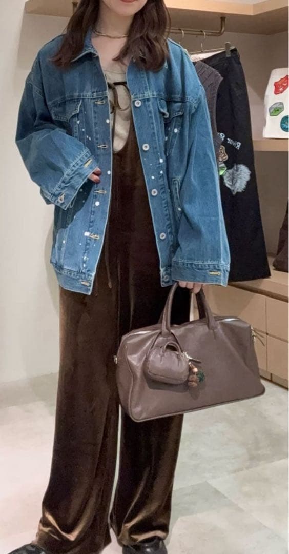 今季秋冬店頭商品⭐︎イアパピヨネ ⭐︎ベロアサロペット⭐︎新品未使用