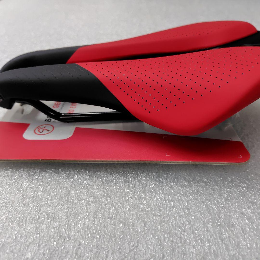 スペシャライズド　Sitero Expert Gel