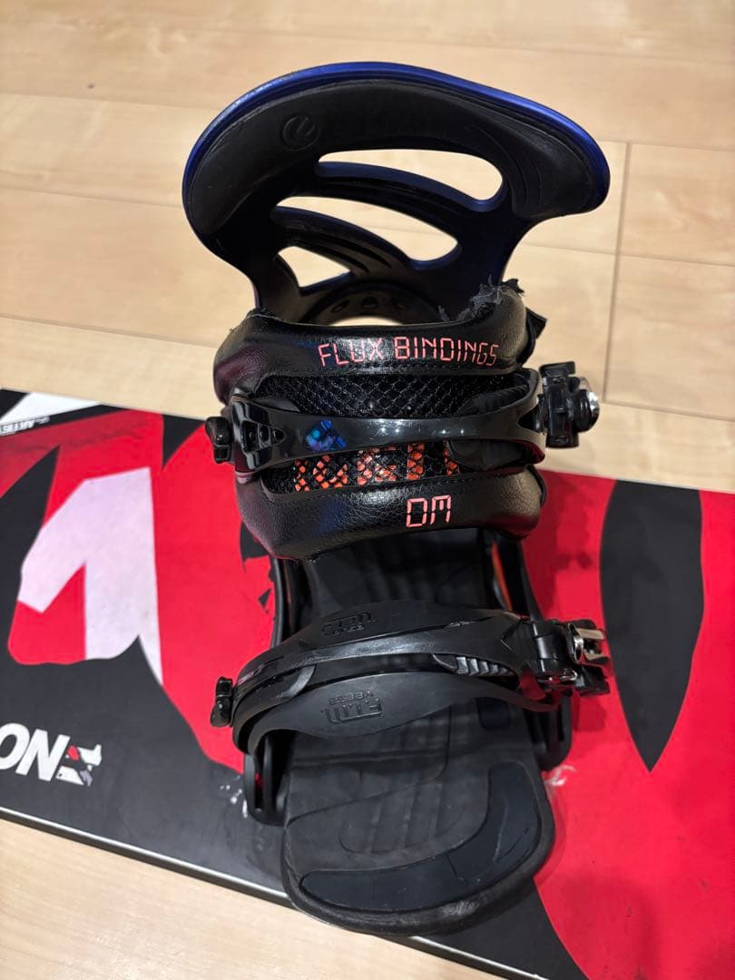 【送料込み】NOVEMBER ARTISTE 154cm バイン＋ボードケース付