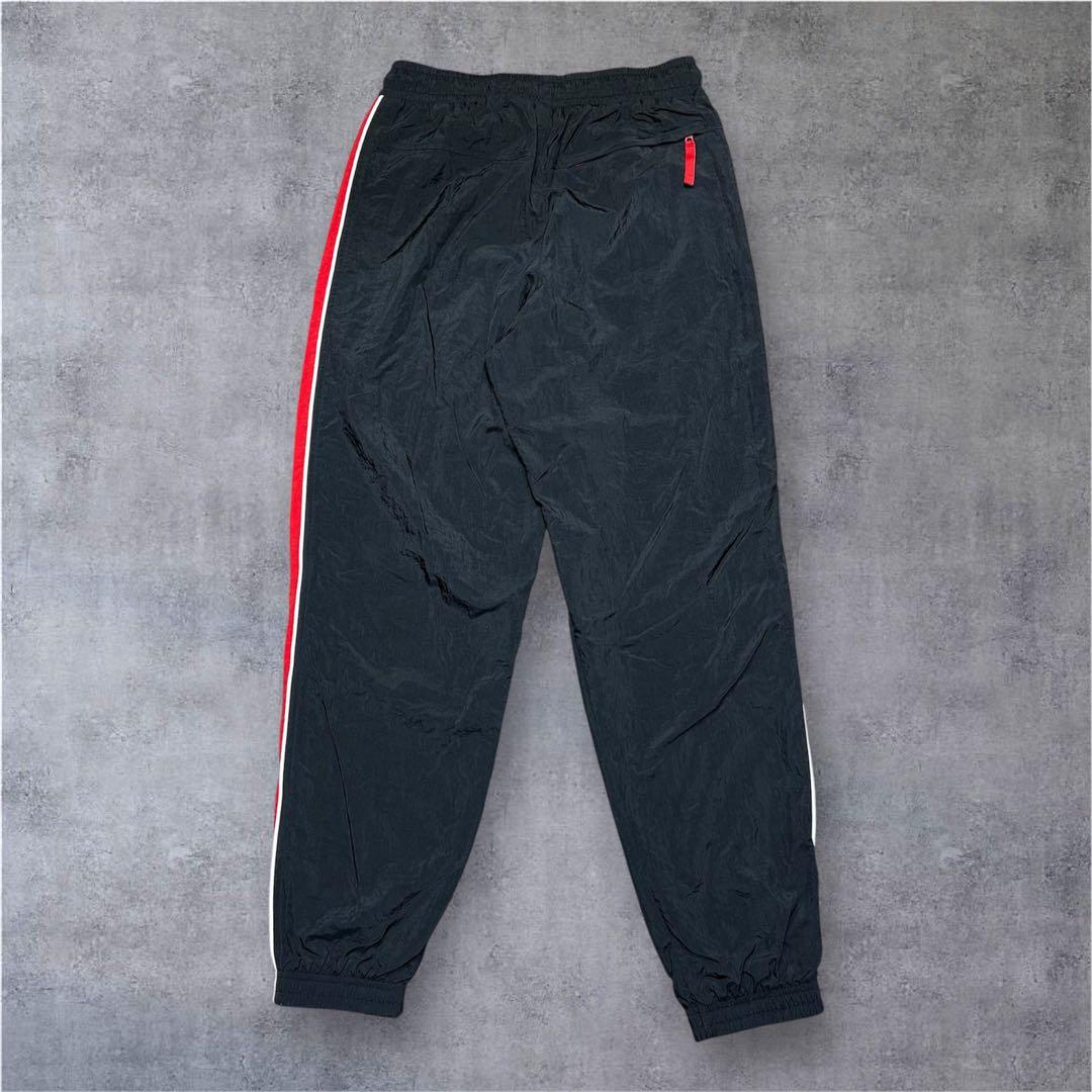 海外限定 NIKE ナイキ ナイロン セットアップ 黒 赤 S