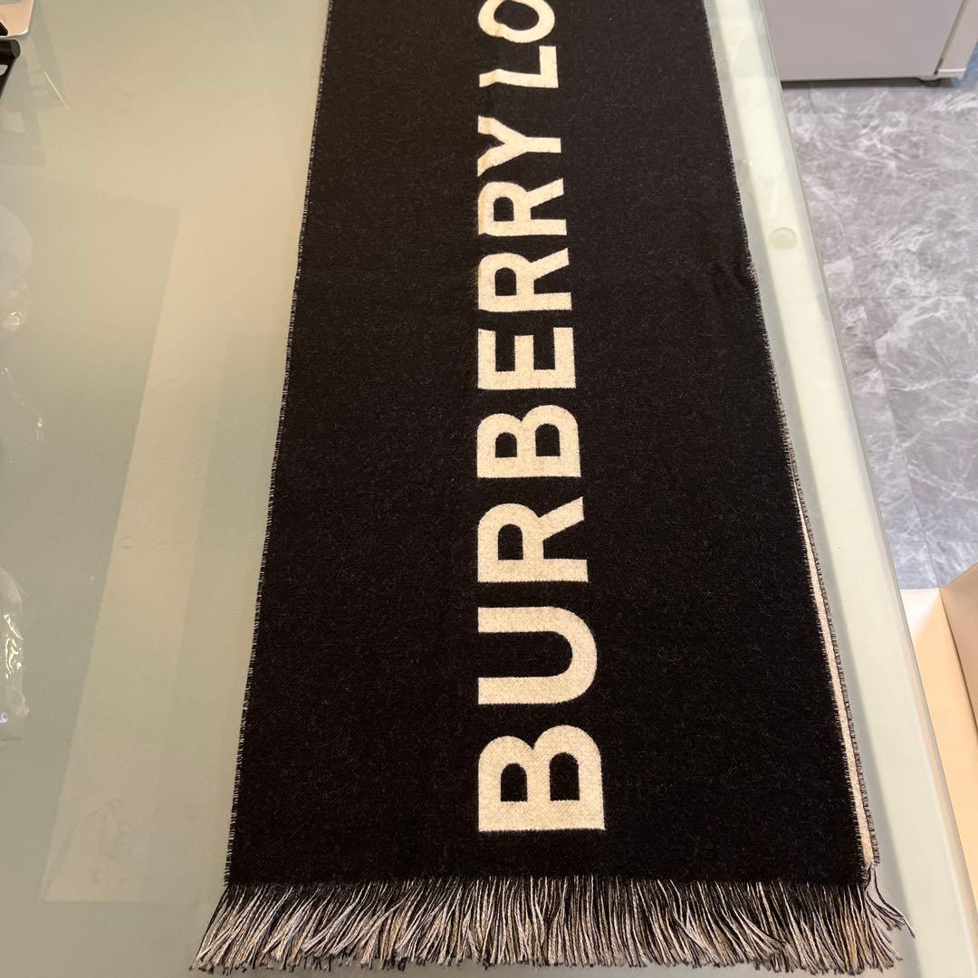 BURBERRY マフラー ブラック/ホワイト