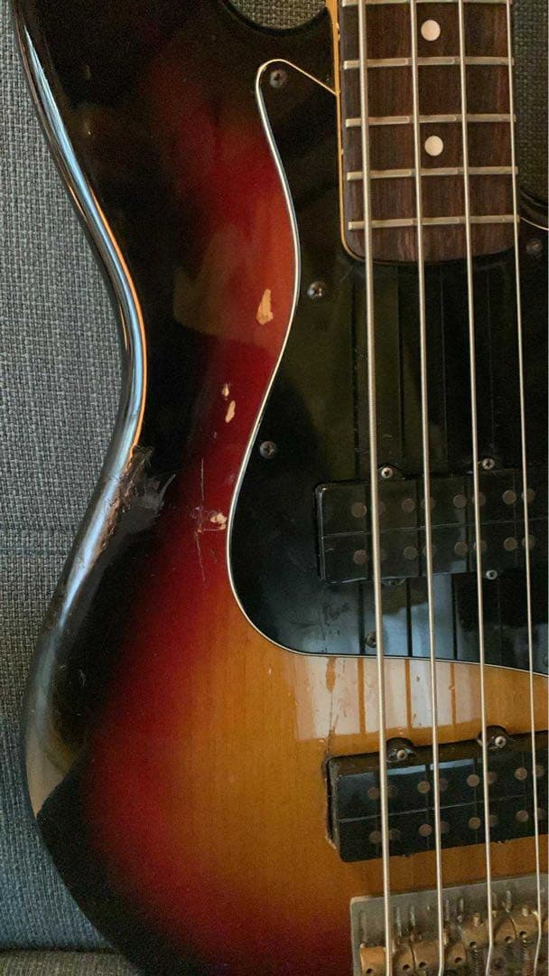 【出品1/20まで】Fender Jazz Bassエレキベース ケース付