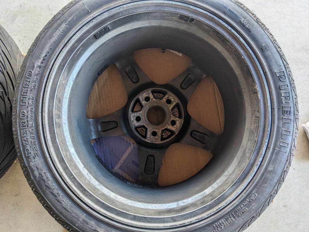 OZ　クロノ　pcd100 8j +35 再塗装前提　86等のドリケツに