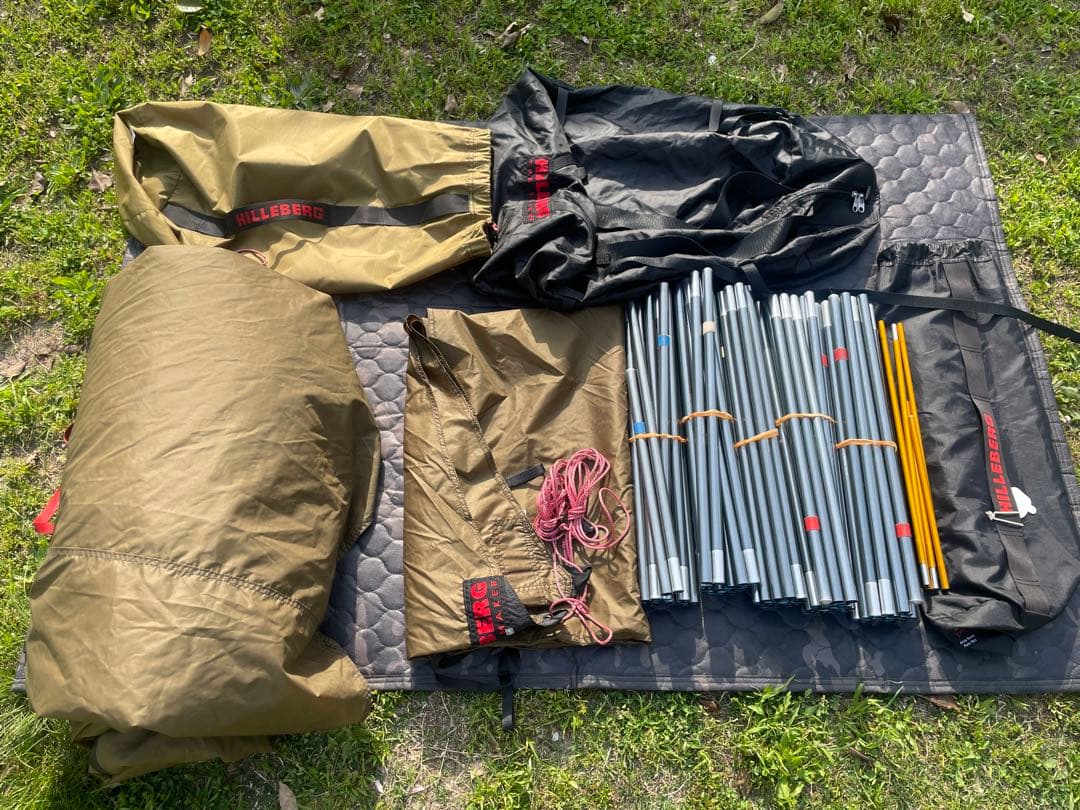 ヒルバーグ アトラス サンド Hilleberg Atlas エストニア製