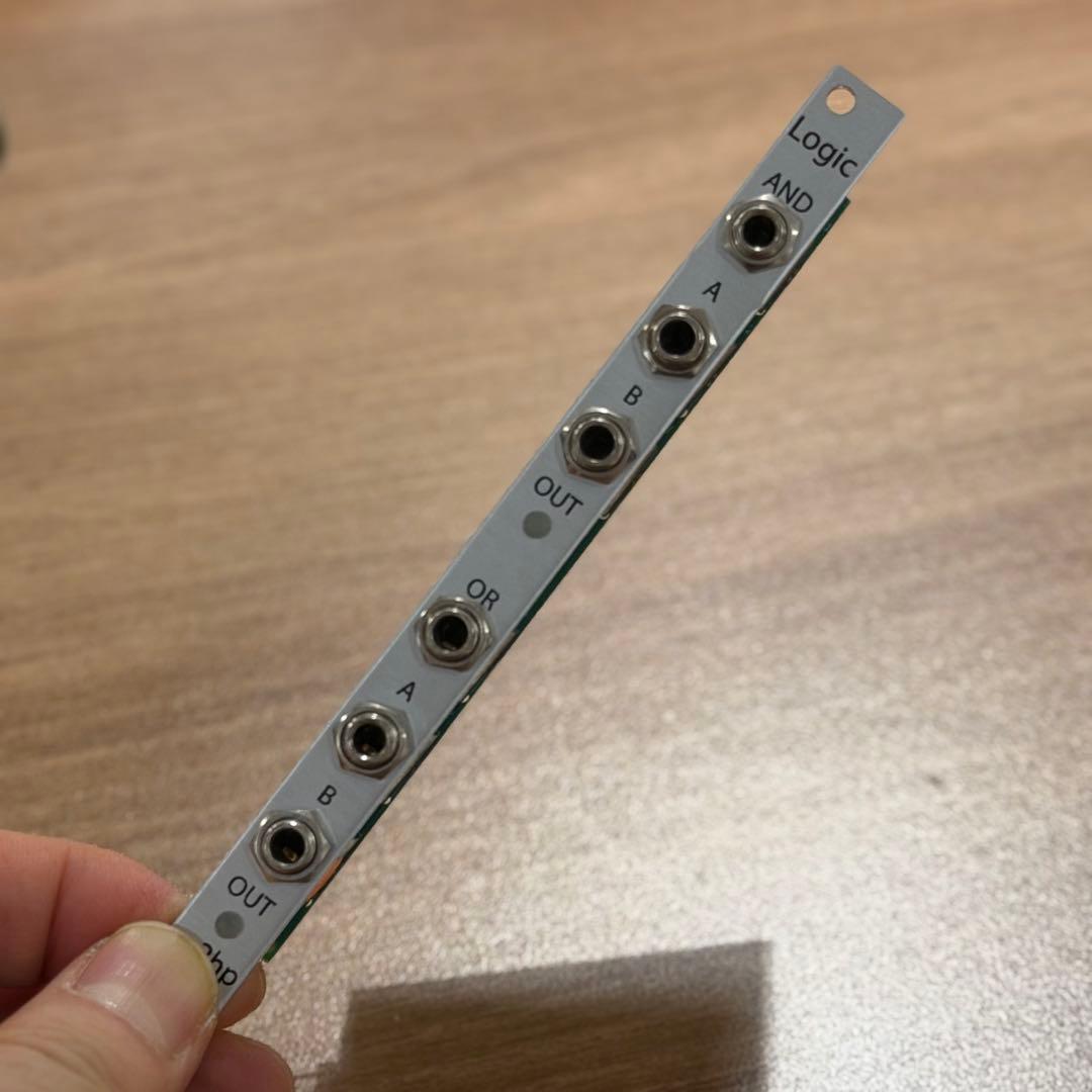 鍵盤楽器 2hp: Logic