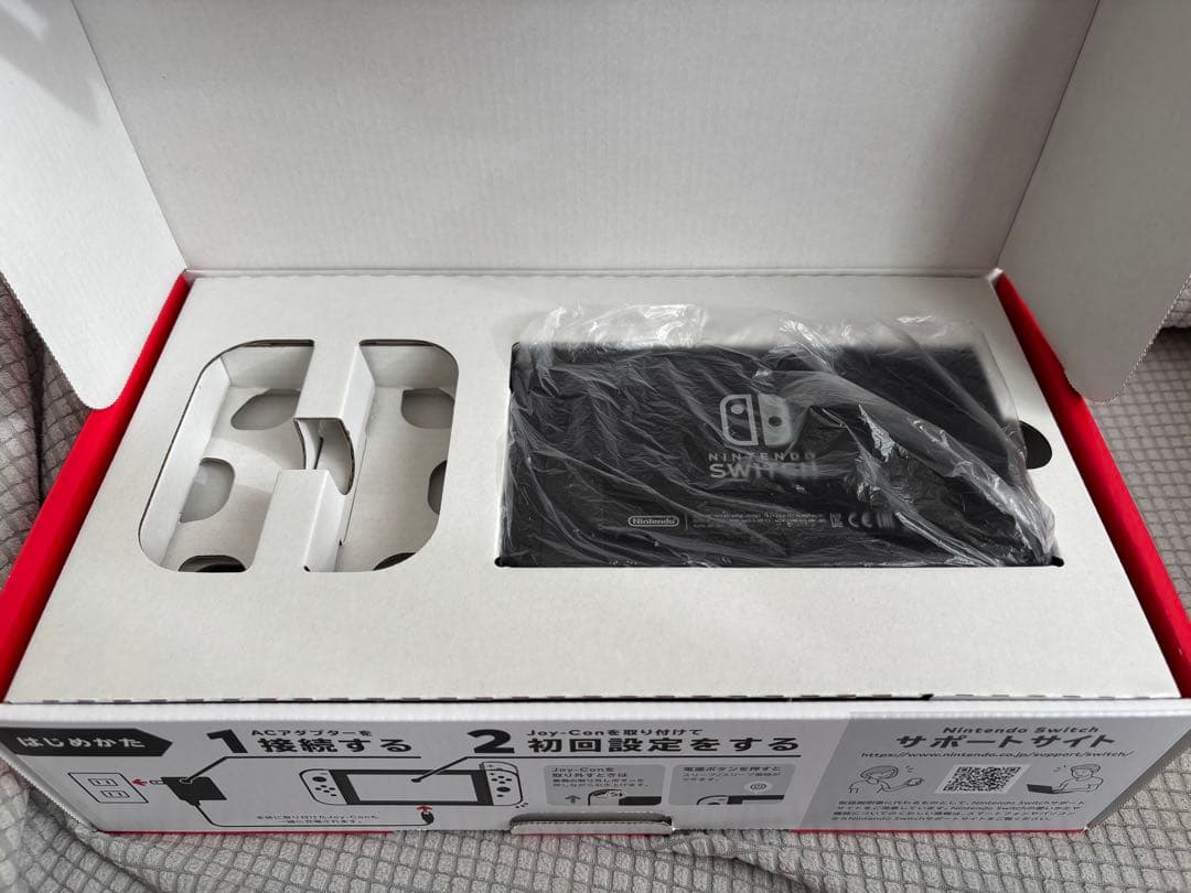 ジャンク⭐️Nintendo Switch（本体のみ）と限定ボックス（箱のみ）