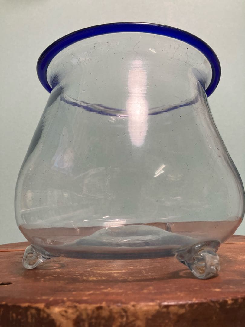 大正時代の吹きガラス製三つ脚金魚鉢◇レトロガラス◇和ガラス◇古ガラス◇古道具