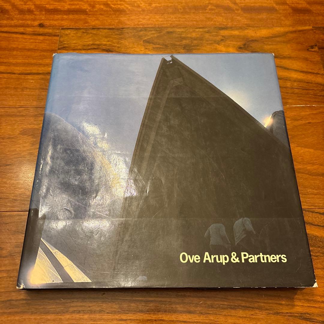 Ove Arup & Partners ハードカバー本