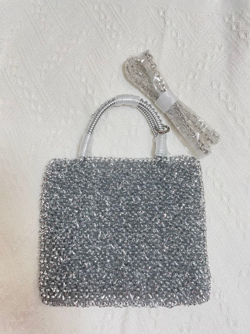 アンテプリマ風 ビーズ ワイヤーバッグ　ショルダーバッグ　新品未使用 シルバー