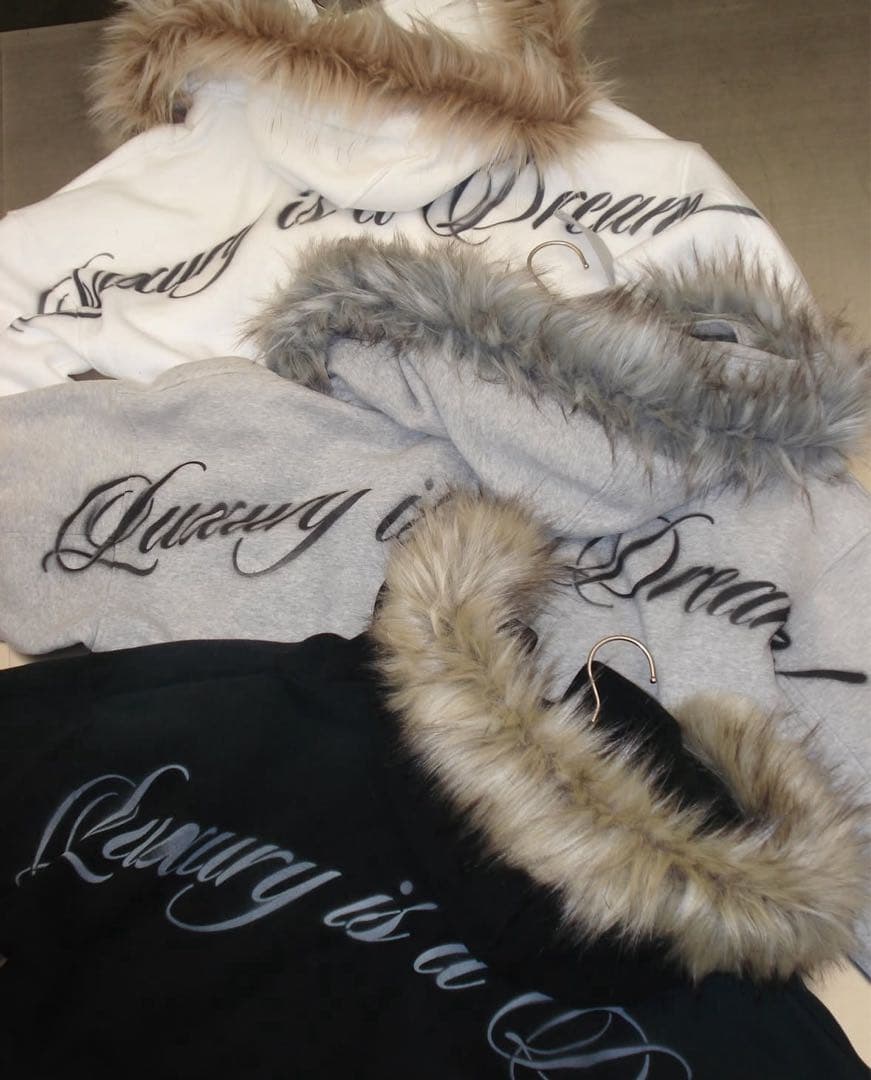 トップス 2000archives Luxury is a Dream Hoodie