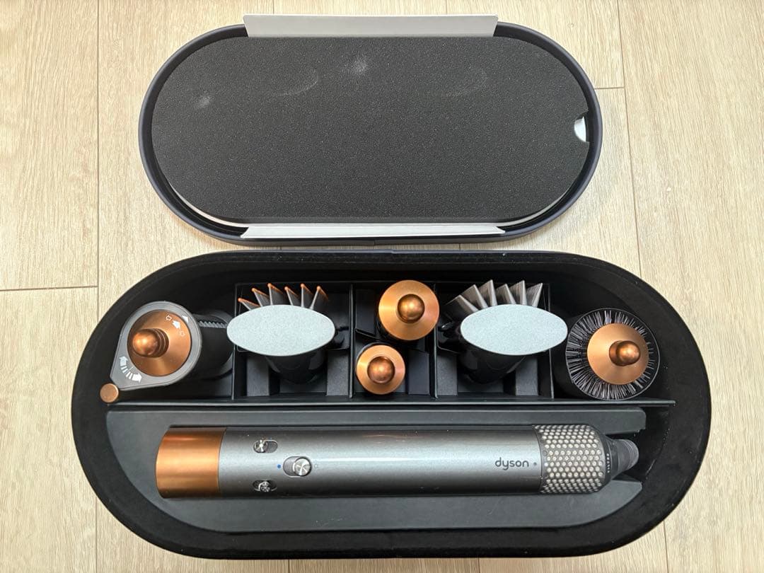 Dyson Airwrap ゴールド 収納ケース付き