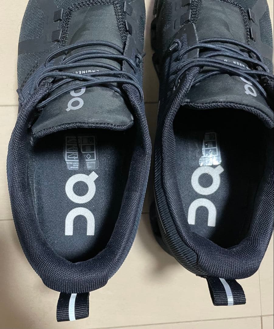 オン　クラウド6 ウォータープルーフ　26cm