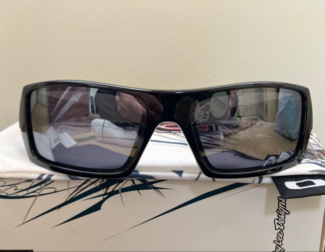 M*y様 《未使用》Oakley Troy Lee ブラックサングラス ケース付
