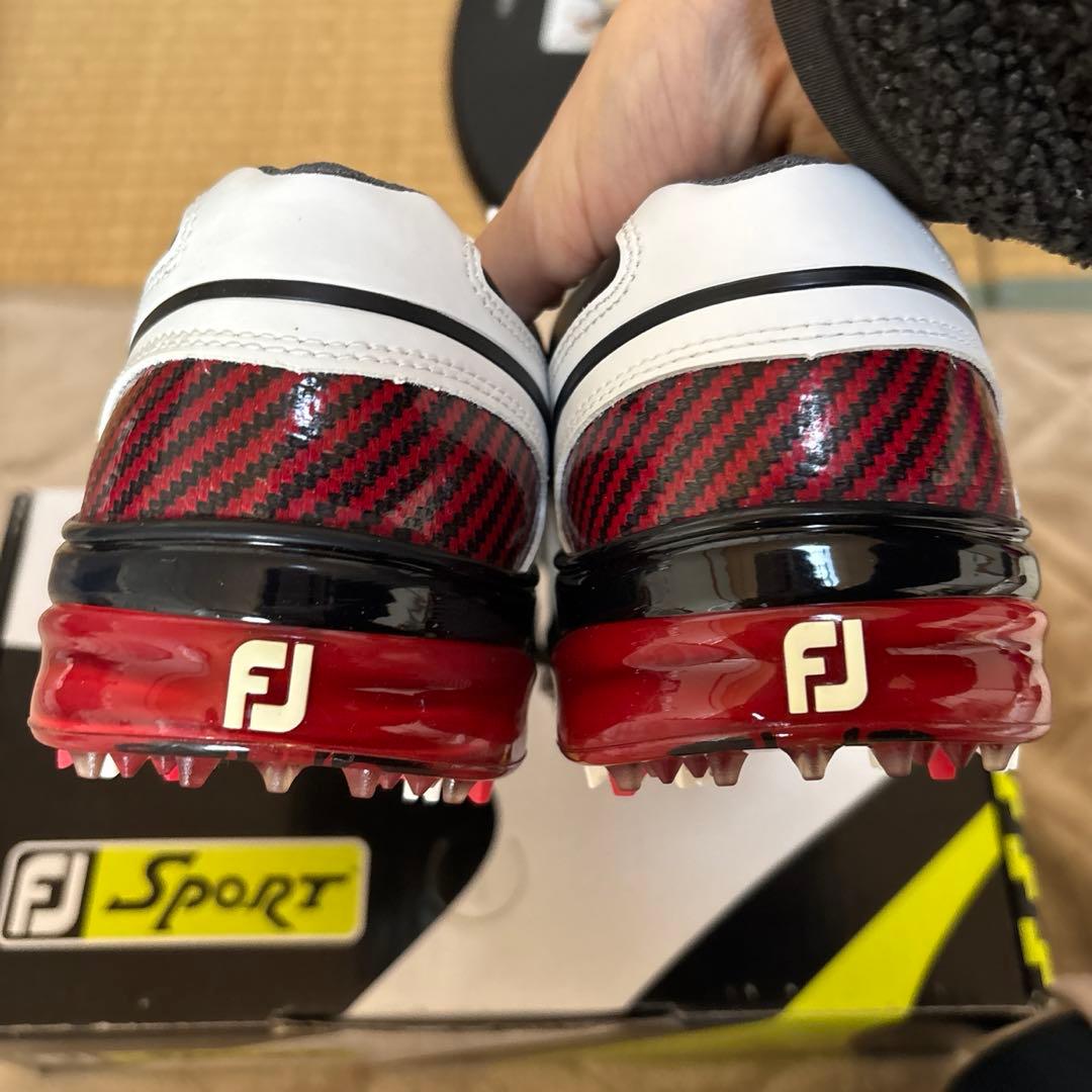 新品　フットジョイ　ゴルフシューズ　25.5