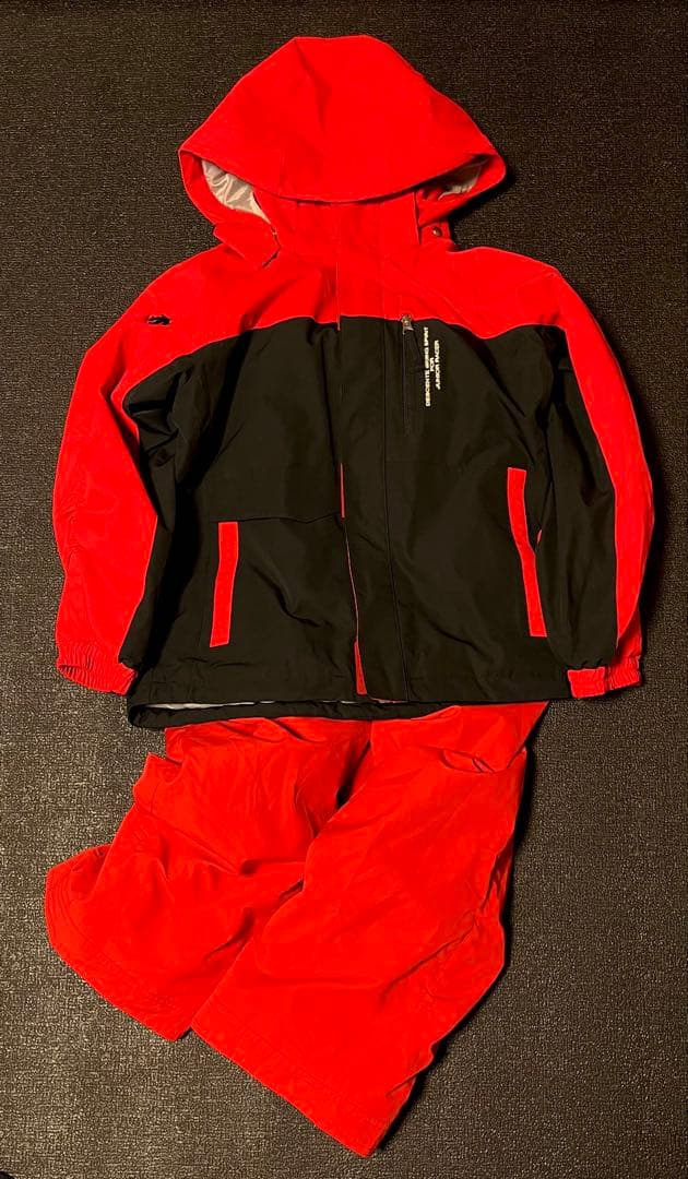 DESCENTE デサント スキーウェアー DJR-416JP サイズ150