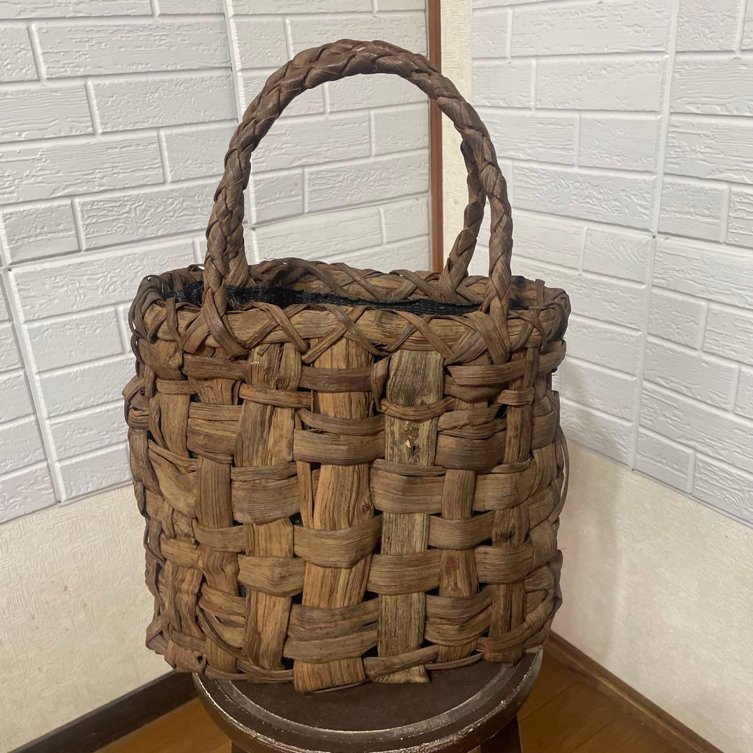 山葡萄カゴバッグ