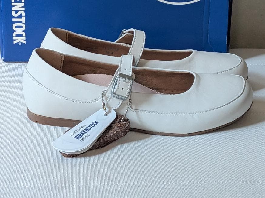 新品BIRKENSTOCKリズモアホワイト、赤 レザーシューズ 2足