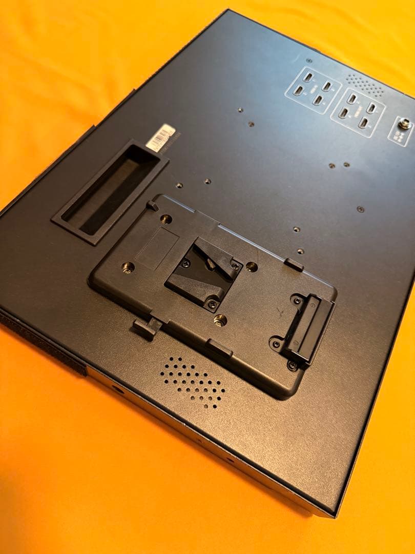 SEETEC ATEM156 15.6 モニター4HDMI入力出力