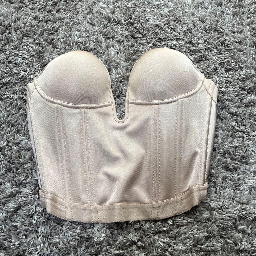 セモア　La Venus Bistier ラビーナビスチェ　E70