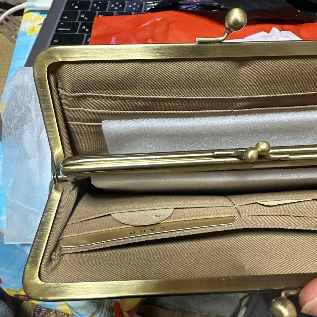 【キスケさま専用】未使用！アンシグネ　miaou レザー　がま口長財布　猫柄