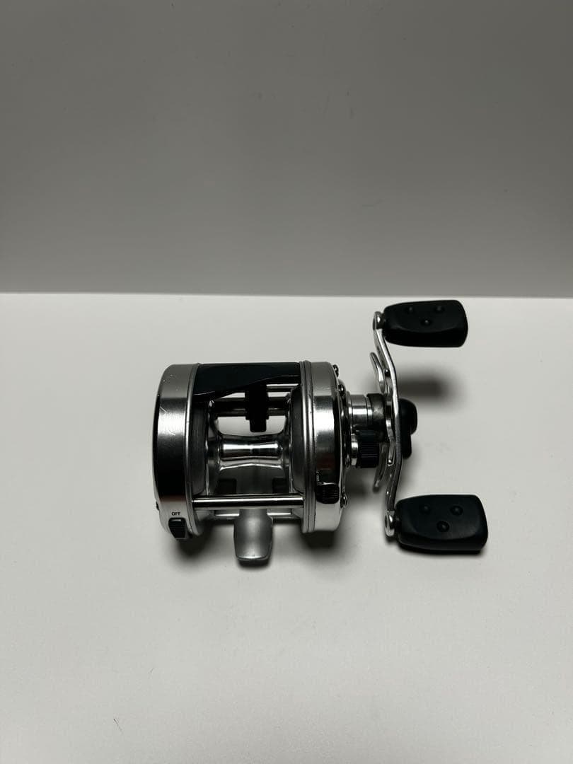 ABU アブガルシア アンバサダー 5500S 右巻き