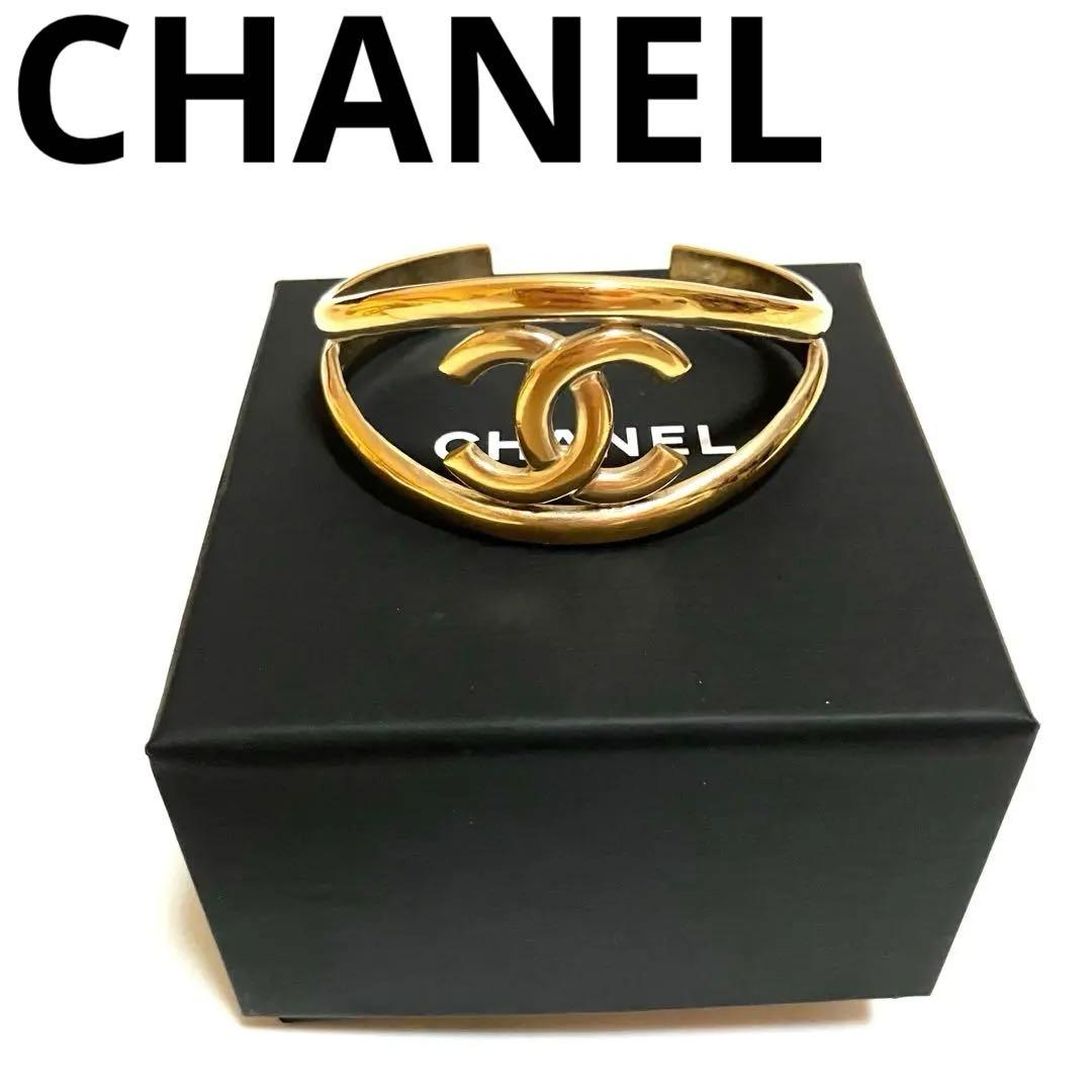 CHANEL シャネル CCロゴバングル ゴールド
