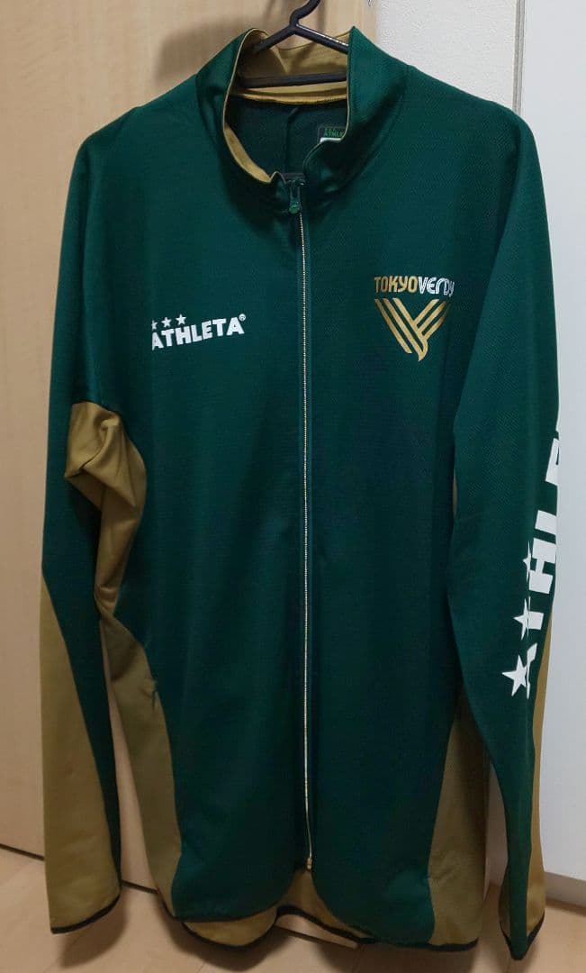 東京ヴェルディ ATHLETA ジャケット 佐藤凌我 サインあり XO