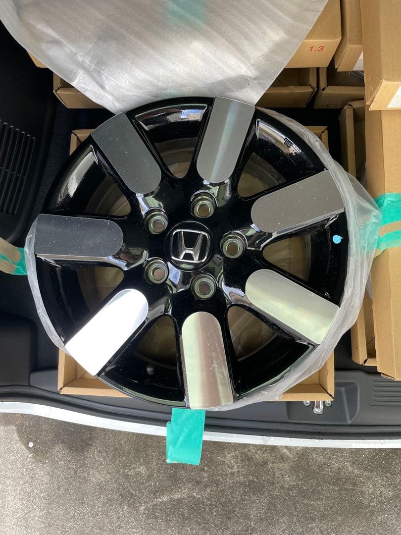 新型FREED 純正アルミホイール 4本