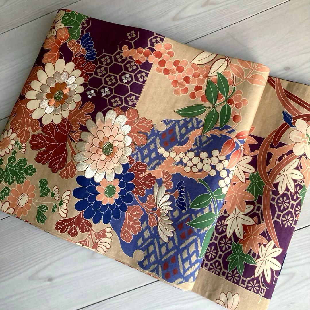 くるみ　　アンティーク京袋帯　刺繍の花模様・葡萄　正絹　No2-26