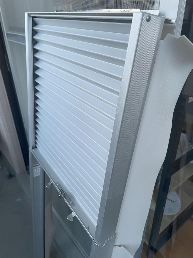 KOIZUMI窓用エアコン 冷房除湿専用KAW-1952　4.5畳～8畳　送料込