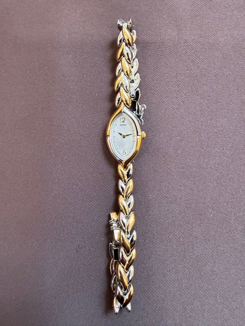 美品　SEIKO セイコー QZ 1E20-6330 レディース　腕時計