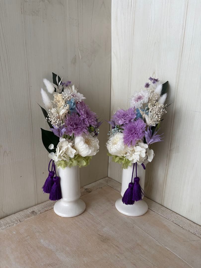 仏花アレンジＬサイズ花器、タッセル付　一対