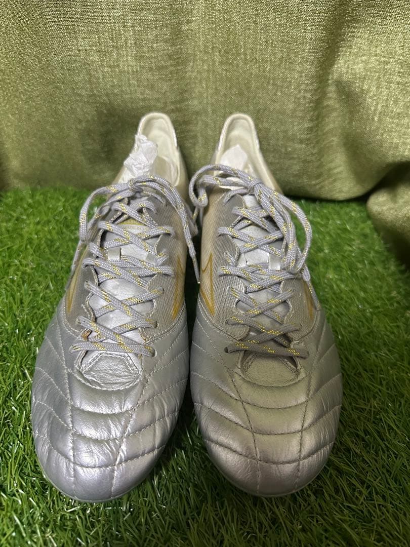 mizuno モレリアネオ2β