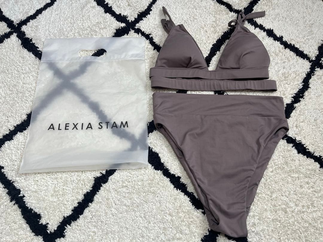 アリシアスタン水着セット L