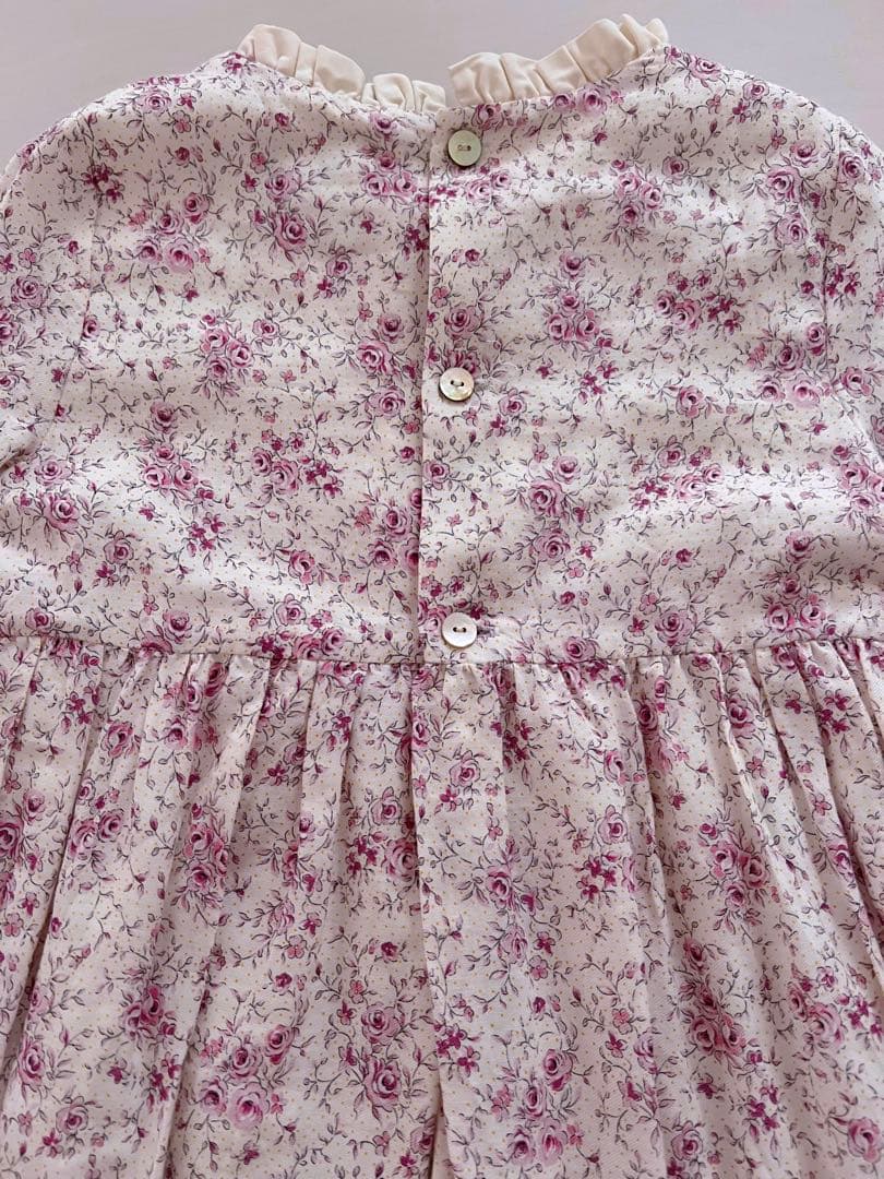 【美品】アマイアキッズ　Ari Dress Roses Floral 6y