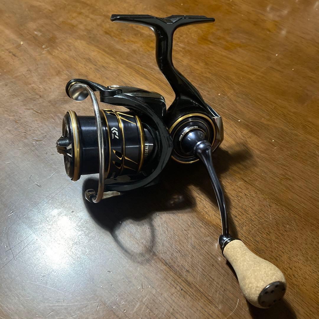 21CALDIA LT2500S スピニングリール　ダイワ　カルディア