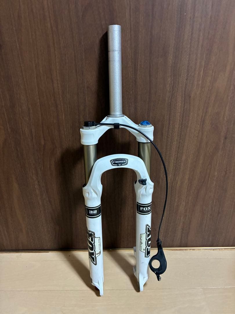 FOX 32 サスペンションフォーク 26インチ用