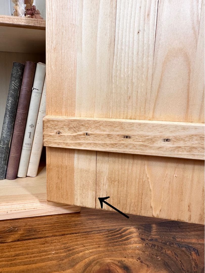 【1点のみ割れありのためお値引き】ナチュラルアンティークの扉のようなキャビネット