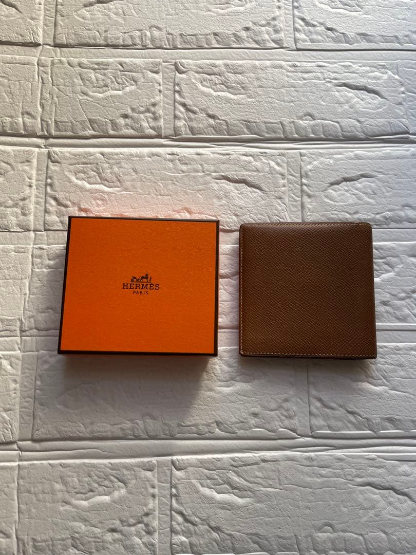HERMES ❤️ゴールド❤️二つ折り財布