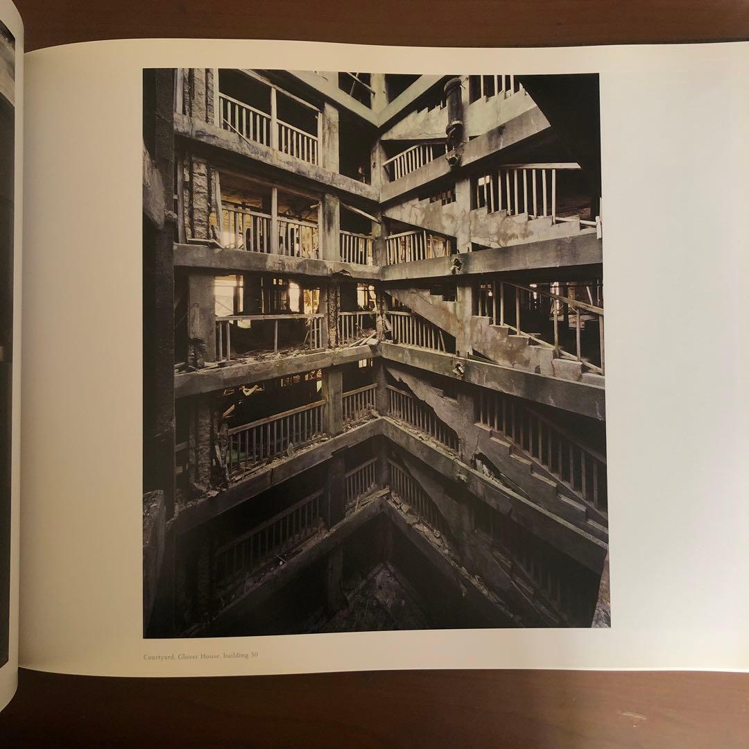 (希少写真集) 未開封 軍艦島 Gunkanjima 端島 (洋書) 初版