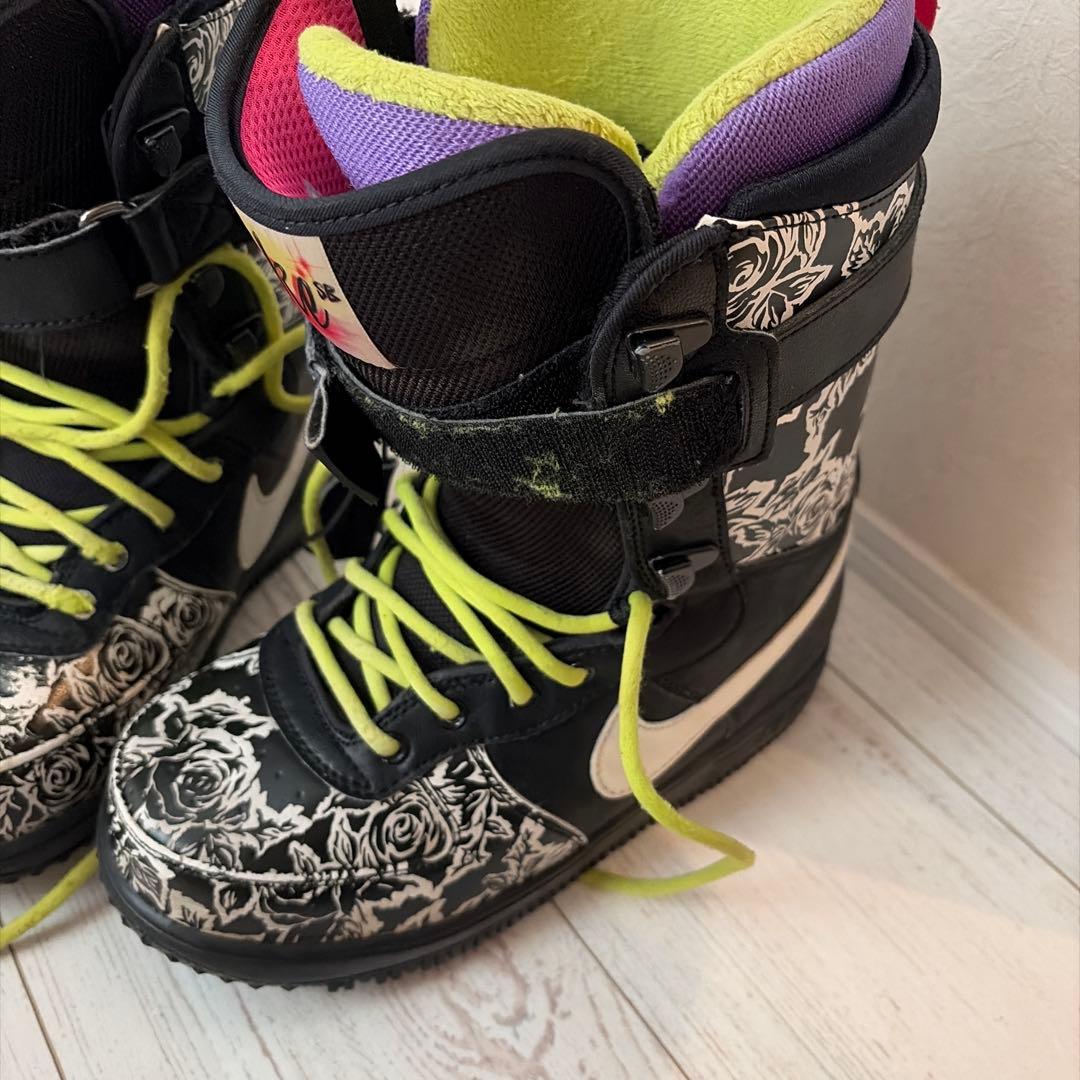NIKE SB/ZOOM FORCE1モデル　スノーボードブーツ