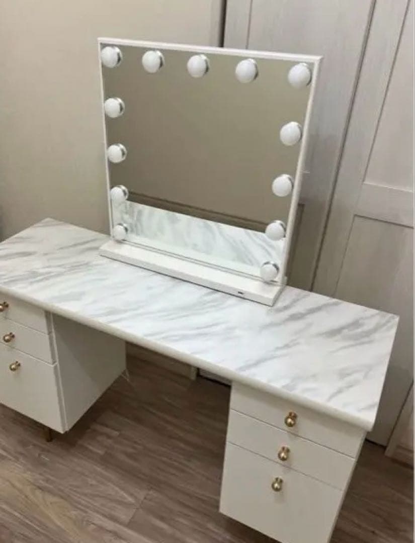 コスメデスクのみ