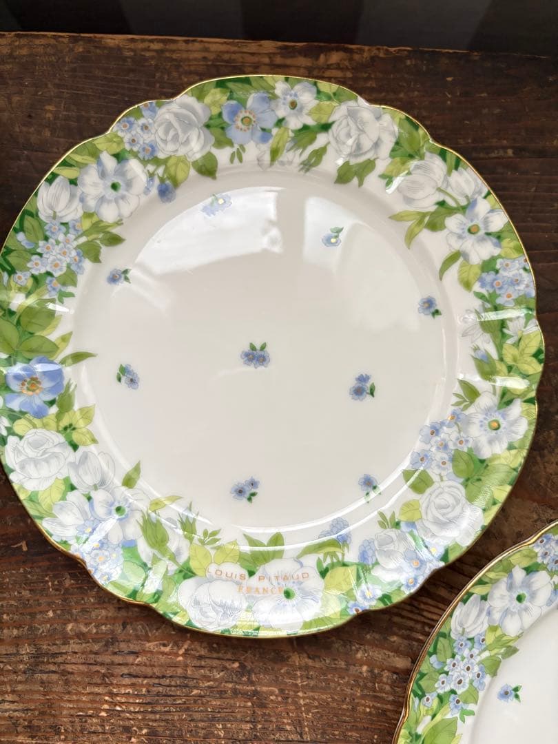 アメジスト様用おまとめルイピトー プレート皿 2枚と生地4メートル分セット