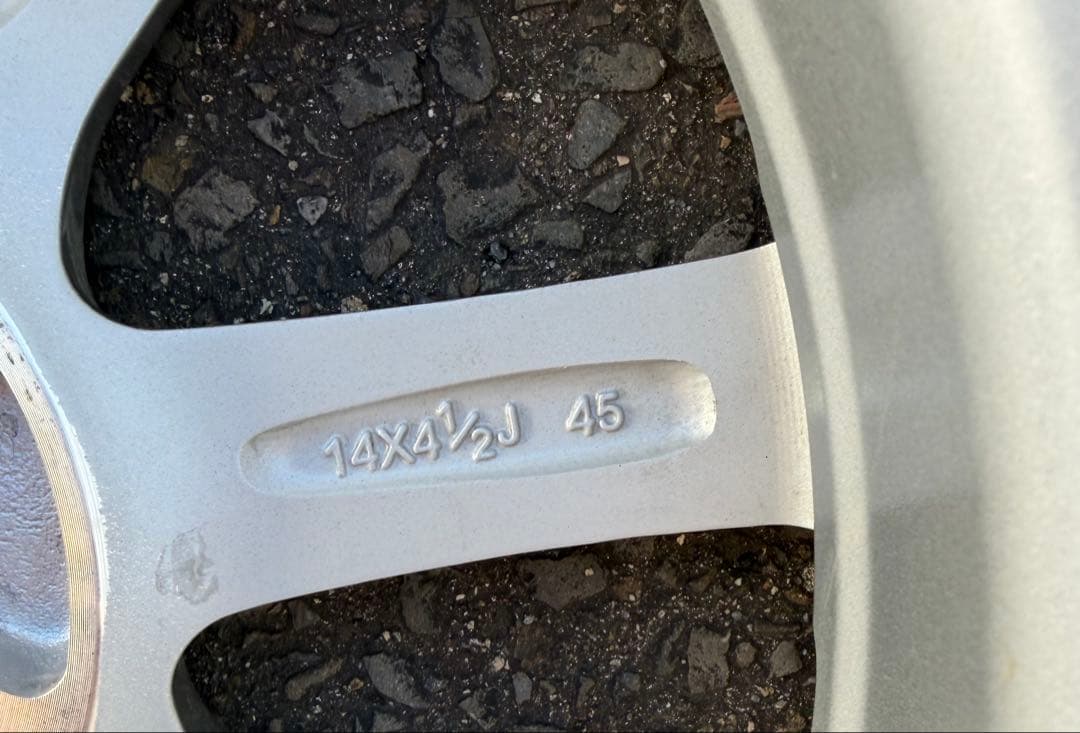 【中古品】ダイハツ 軽自動車 純正アルミホイール