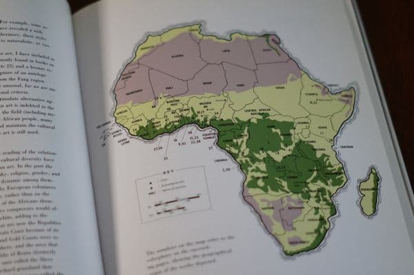 AFRICAN ART MASTERPIECES　アフリカンアートマスターピース