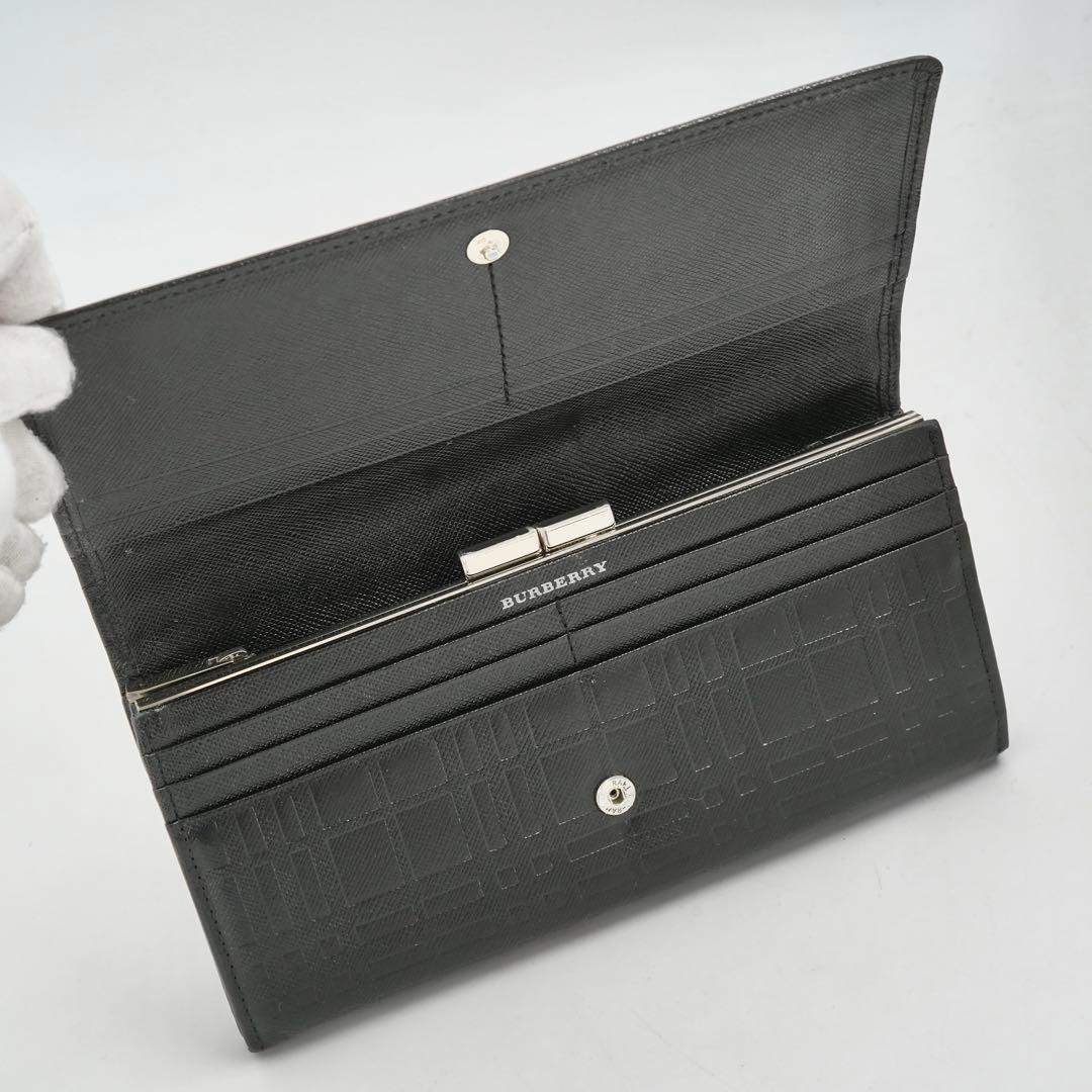 【未使用に近い】Burberry ノバチェック　エンボス　がま口　ファスナー