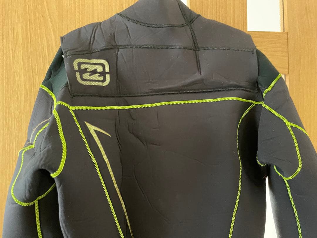 ビラボン 裏起毛ウェットスーツ　ノンジップ